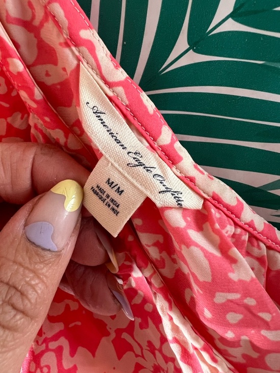 American Eagle 2012 one shoulder corral/pink floral ruffle top sz M blue - Picture 3 of 5